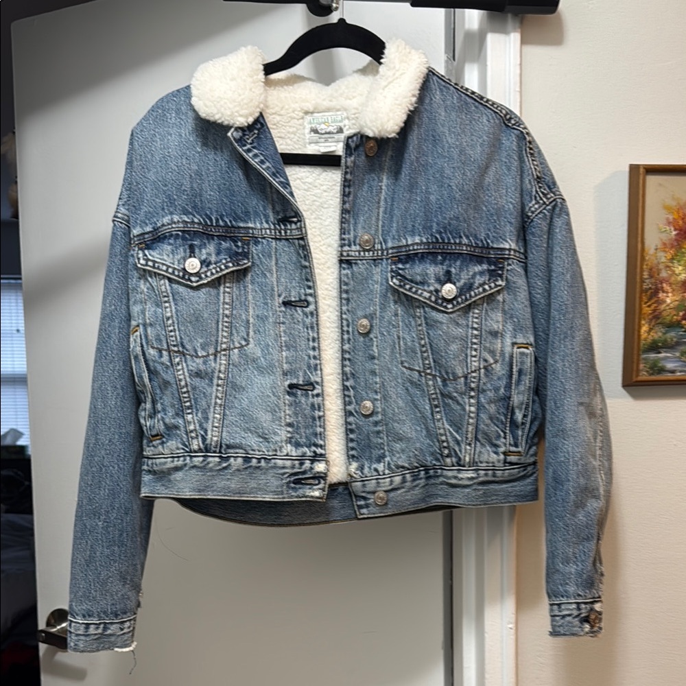 Cropped Denim Fleece Sherpa-Lined Jean Jacket